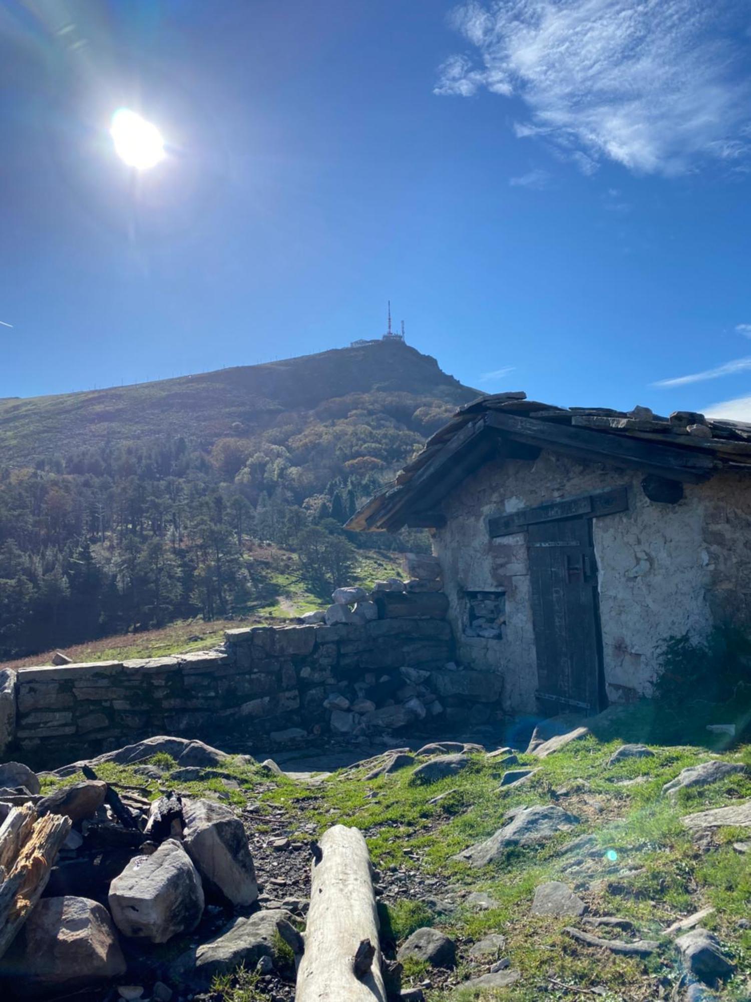 Hotel Ama Lur Hasparren Exteriér fotografie